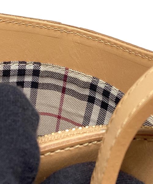 BURBERRY（バーバリー）BURBERRY (バーバリー) ショルダーバッグ ブラウンの古着・服飾アイテム