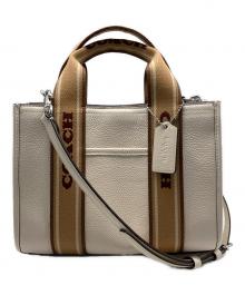 COACH（コーチ）の古着「スミス トート バッグ 24」｜ベージュ