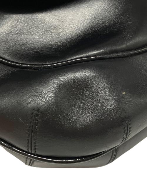 FENDI（フェンディ）FENDI (フェンディ) ショルダーバッグ ブラックの古着・服飾アイテム