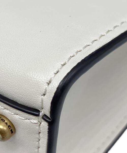 COACH（コーチ）COACH (コーチ) ミニカシン アイボリーの古着・服飾アイテム