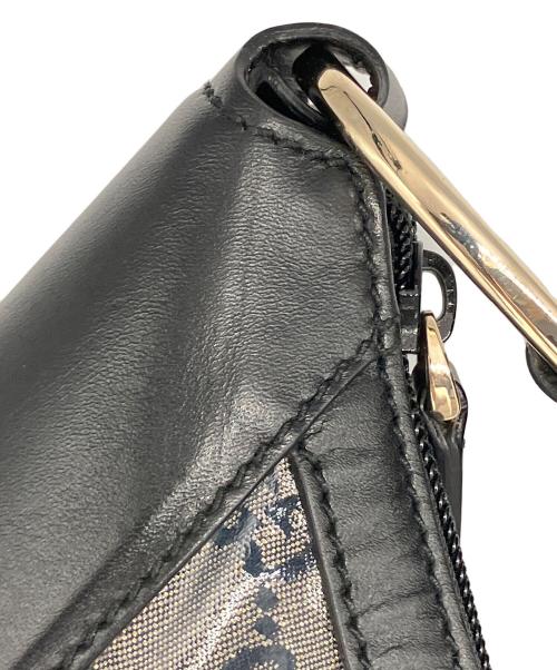 GUCCI（グッチ）GUCCI (グッチ) ワンショルダーバッグ GGクリスタル ブラック×グレーの古着・服飾アイテム