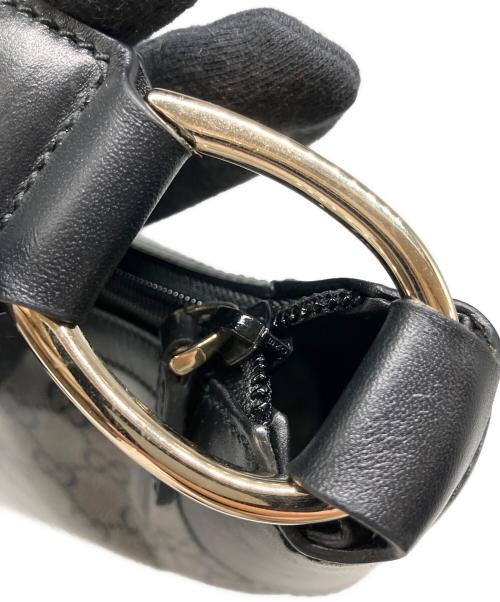 GUCCI（グッチ）GUCCI (グッチ) ワンショルダーバッグ GGクリスタル ブラック×グレーの古着・服飾アイテム