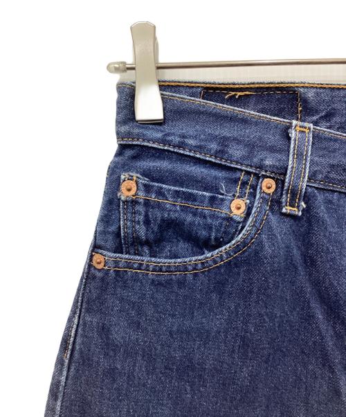 LEVI'S（リーバイス）LEVI'S (リーバイス) デニムパンツ インディゴ サイズ:W28L32の古着・服飾アイテム