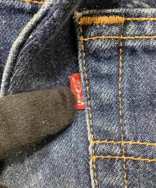 LEVI'S（リーバイス）LEVI'S (リーバイス) デニムパンツ インディゴ サイズ:W28L32の古着・服飾アイテム