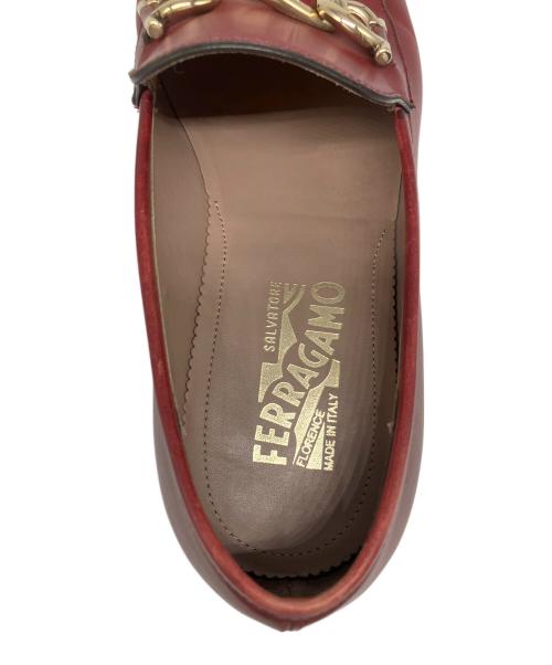 Salvatore Ferragamo（サルヴァトーレ フェラガモ）Salvatore Ferragamo (サルヴァトーレ フェラガモ) LC レッド サイズ:7　1/2の古着・服飾アイテム