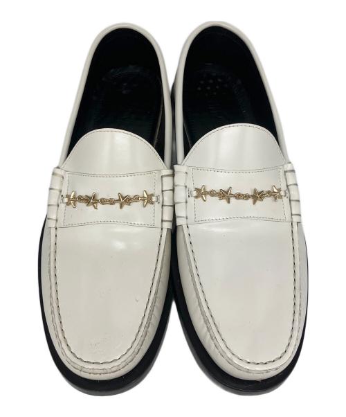 JIMMY CHOO（ジミーチュウ）JIMMY CHOO (ジミーチュウ) ビットローファー ホワイト サイズ:42の古着・服飾アイテム
