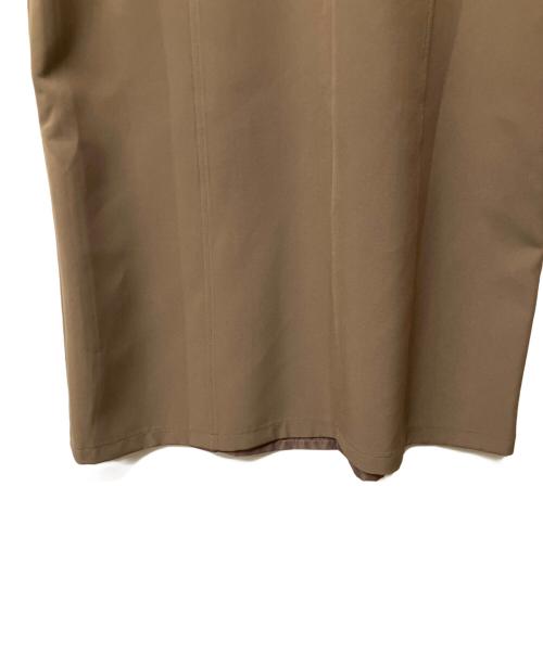 acka（エーシーケーエー）Acka (エーシーケーエー) 半袖ワンピース ベージュ サイズ:2の古着・服飾アイテム