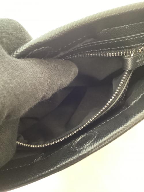 Maison Margiela（メゾンマルジェラ）Maison Margiela (メゾンマルジェラ) Glam Slam Sport Flat Pocket Bag ブラックの古着・服飾アイテム