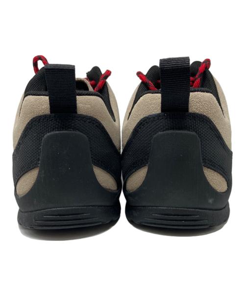 KEEN（キーン）KEEN (キーン) ローカットスニーカー ベージュ サイズ:26.5の古着・服飾アイテム
