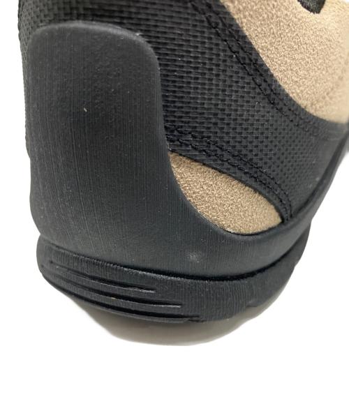 KEEN（キーン）KEEN (キーン) ローカットスニーカー ベージュ サイズ:26.5の古着・服飾アイテム