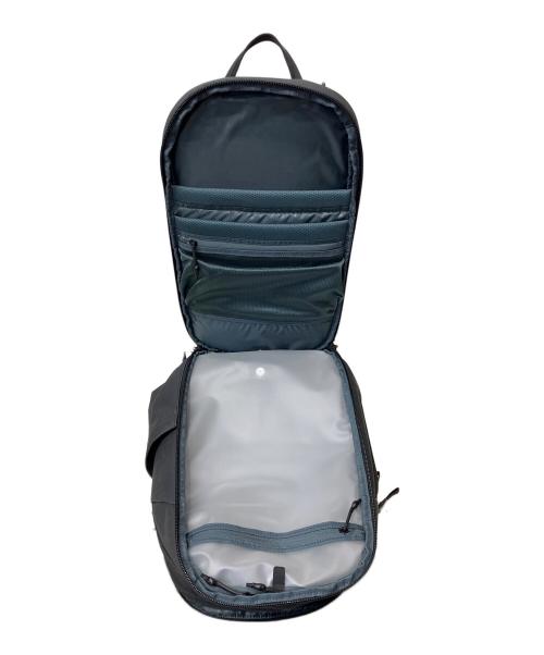 THULE（スーリー）THULE (スーリー) Aion Travel Backpack 28L ブラックの古着・服飾アイテム