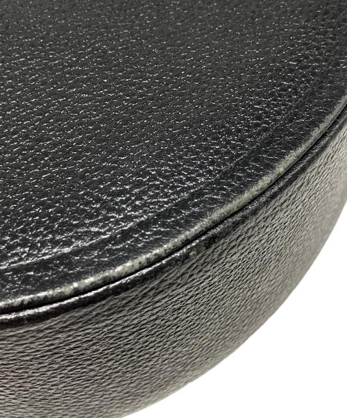 Yves Saint Laurent（イヴサンローラン）Yves Saint Laurent (イヴサンローラン) レザーショルダーバッグ ブラックの古着・服飾アイテム