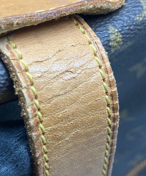 LOUIS VUITTON（ルイ ヴィトン）LOUIS VUITTON (ルイ ヴィトン) モノグラム　ソミュール35 ブラウンの古着・服飾アイテム