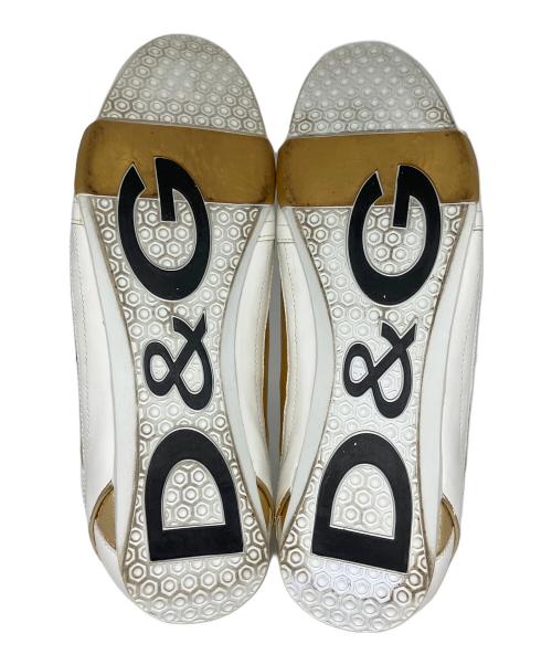 DOLCE & GABBANA（ドルチェ＆ガッバーナ）DOLCE & GABBANA (ドルチェ＆ガッバーナ) ローカットスニーカー ゴールド×ホワイト サイズ:43の古着・服飾アイテム