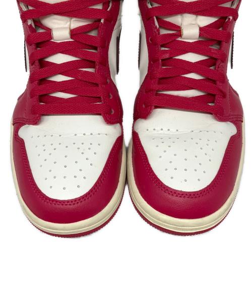 NIKE（ナイキ）NIKE (ナイキ) WMNS AIR JORDAN 1 MID レッド×ホワイト サイズ:US10.5の古着・服飾アイテム