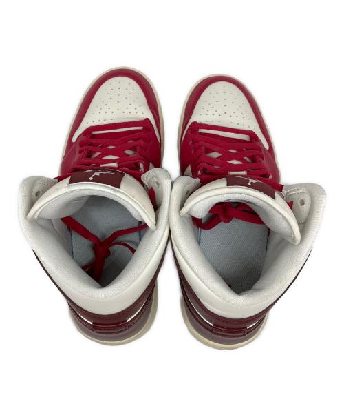 NIKE（ナイキ）NIKE (ナイキ) WMNS AIR JORDAN 1 MID レッド×ホワイト サイズ:US10.5の古着・服飾アイテム