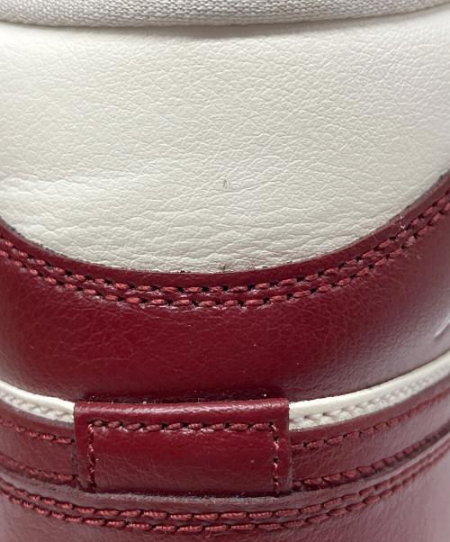 NIKE（ナイキ）NIKE (ナイキ) WMNS AIR JORDAN 1 MID レッド×ホワイト サイズ:US10.5の古着・服飾アイテム