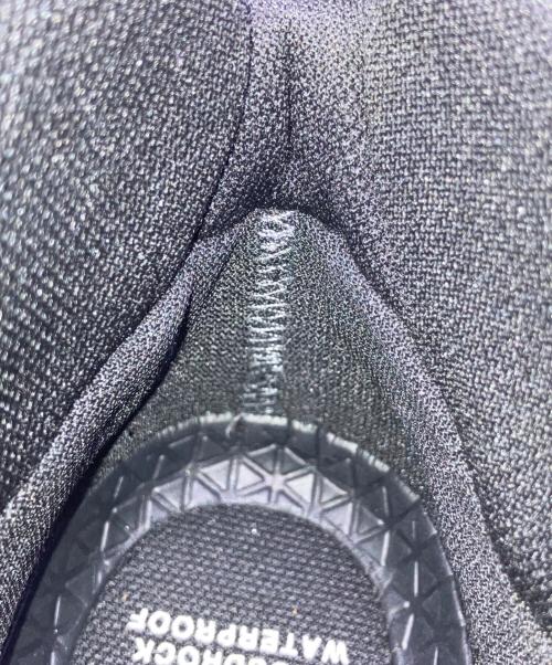 on（オン）on (オン) cloudrock waterproof ブラック サイズ:US W7.5の古着・服飾アイテム
