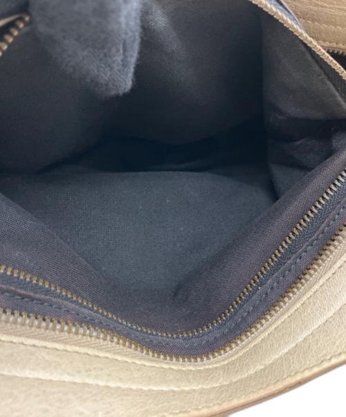 BALENCIAGA（バレンシアガ）BALENCIAGA (バレンシアガ) 2WAYハンドバッグ  ベージュの古着・服飾アイテム
