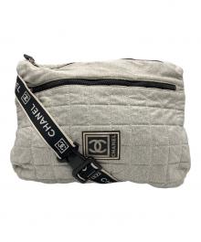 CHANEL（シャネル）の古着「スポーツライン チョコバー メッセンジャーバッグ」｜グレー
