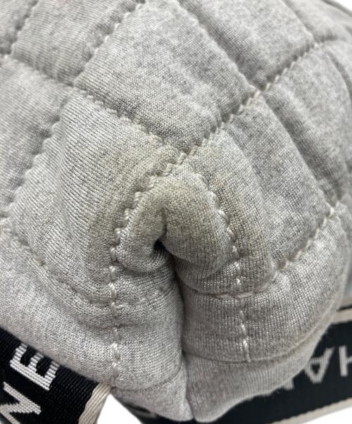 CHANEL（シャネル）CHANEL (シャネル) スポーツライン チョコバー メッセンジャーバッグ グレーの古着・服飾アイテム