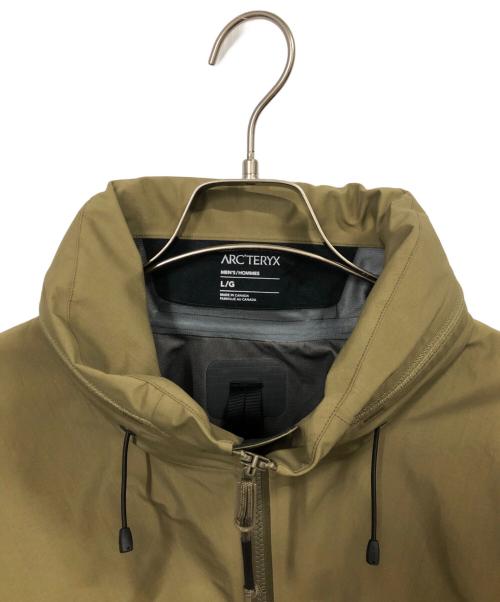 ARC'TERYX（アークテリクス）ARC'TERYX (アークテリクス) Alpha Jacket Gen 2.2 カーキ サイズ:Lの古着・服飾アイテム