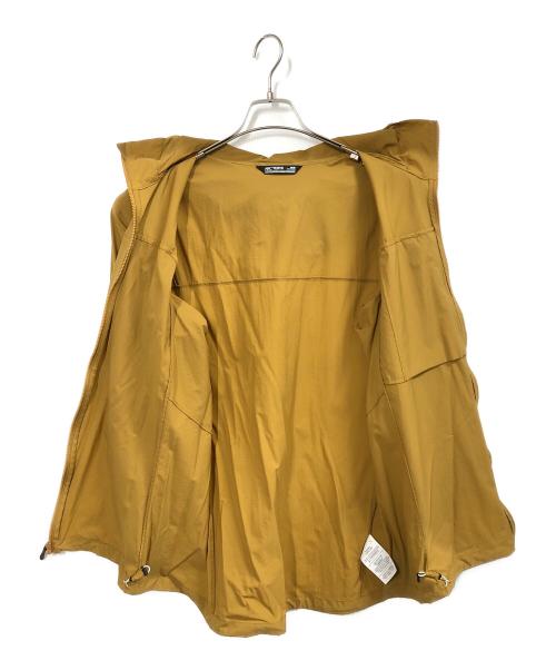 ARC'TERYX（アークテリクス）ARC'TERYX (アークテリクス) SQUAMISH HOODY ベージュ サイズ:Mの古着・服飾アイテム