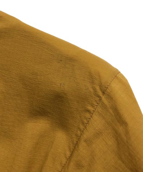 ARC'TERYX（アークテリクス）ARC'TERYX (アークテリクス) SQUAMISH HOODY ベージュ サイズ:Mの古着・服飾アイテム