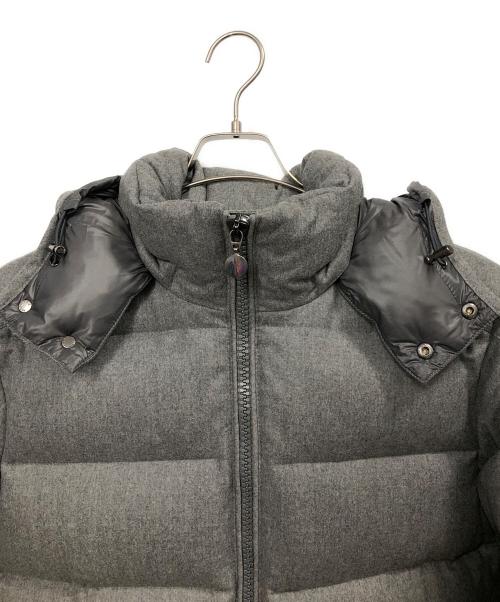 MONCLER（モンクレール）MONCLER (モンクレール) モンジュネーブル グレー サイズ:2の古着・服飾アイテム