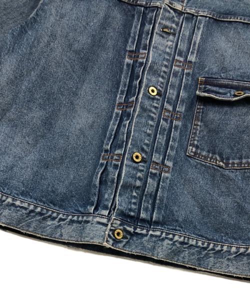 Attick by Johnbull（アティックバイジョンブル）Attick by Johnbull (アティックバイジョンブル) ヴィンテージ加工デニムトラッカージャケット  インディゴ サイズ:FREEの古着・服飾アイテム