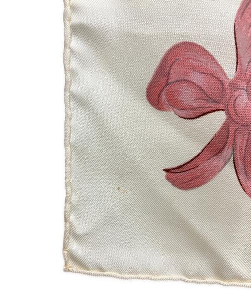 HERMES（エルメス）HERMES (エルメス) カレ90 バレリーナ シルクスカーフ アイボリー×ピンク サイズ:90×90の古着・服飾アイテム