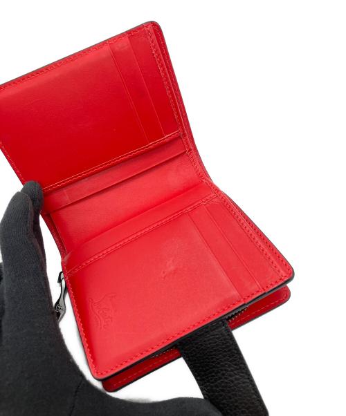 Christian Louboutin（クリスチャン・ルブタン）Christian Louboutin (クリスチャン・ルブタン) 2つ折り財布 ブラック×レッドの古着・服飾アイテム