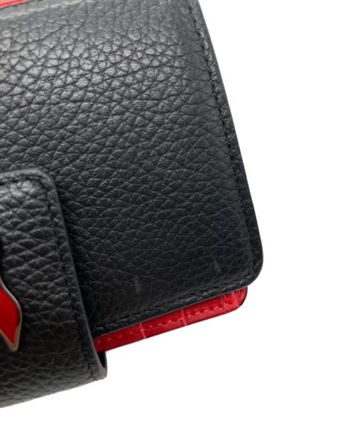 Christian Louboutin（クリスチャン・ルブタン）Christian Louboutin (クリスチャン・ルブタン) 2つ折り財布 ブラック×レッドの古着・服飾アイテム