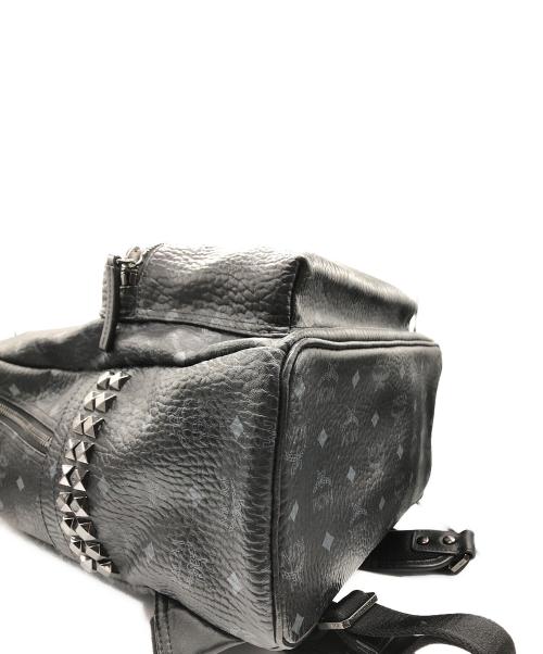 MCM（エムシーエム）MCM (エムシーエム) サイドスタッズ バックパック ブラックの古着・服飾アイテム
