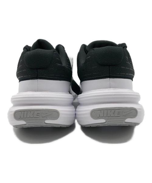 NIKE（ナイキ）NIKE (ナイキ) ローカットスニーカー ブラック×ホワイト サイズ:28 未使用品の古着・服飾アイテム