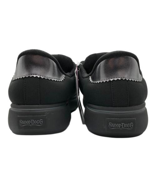 SKECHERS（スケッチャーズ）SKECHERS (スケッチャーズ) SNOOP DOGG (スヌープドッグ) ローカットスニーカー ブラック サイズ:28.5 未使用品の古着・服飾アイテム