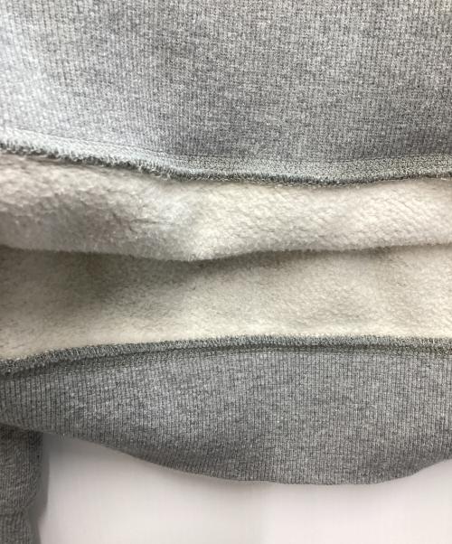 Carhartt WIP（カーハート ワーク イン プログレス）Carhartt WIP (カーハート ワーク イン プログレス) lazy duck academy sweatshirt グレー サイズ:size sの古着・服飾アイテム