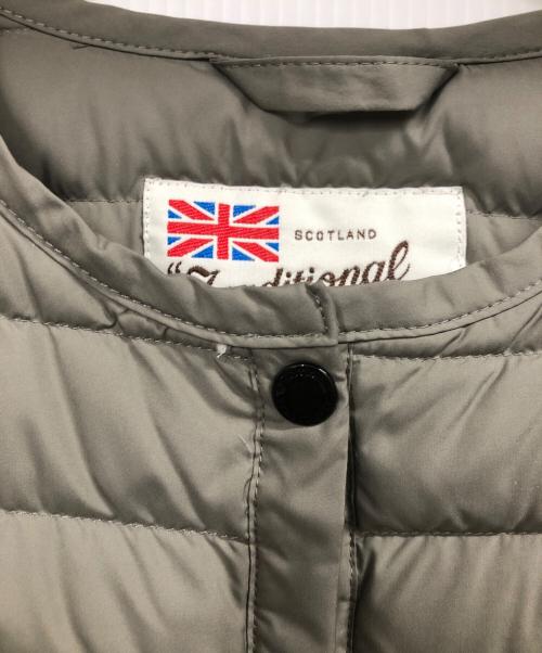 Traditional Weatherwear（トラディショナルウェザーウェア）Traditional Weatherwear (トラディショナルウェザーウェア) ライトダウンコート グレー サイズ:32の古着・服飾アイテム