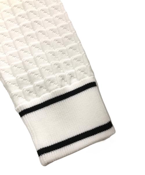 1piu1uguale3（ウノピュウノウグァーレトレ）1piu1uguale3 (ウノピュウノウグァーレトレ) スクエアパターンニットフーディー ホワイト サイズ:Mの古着・服飾アイテム