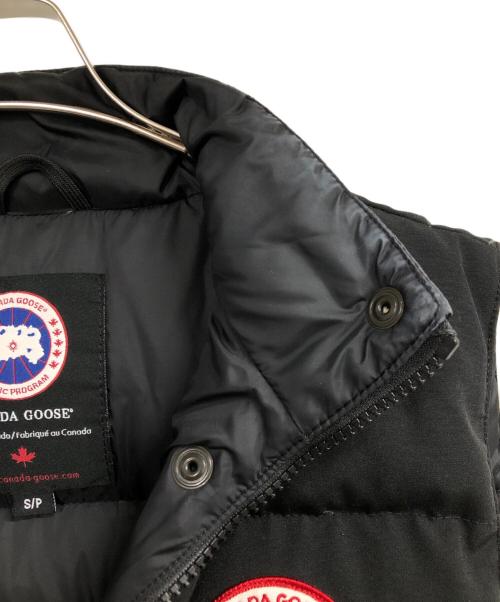 CANADA GOOSE（カナダグース）CANADA GOOSE (カナダグース) FREESTYLE VEST ブラック サイズ:Sの古着・服飾アイテム