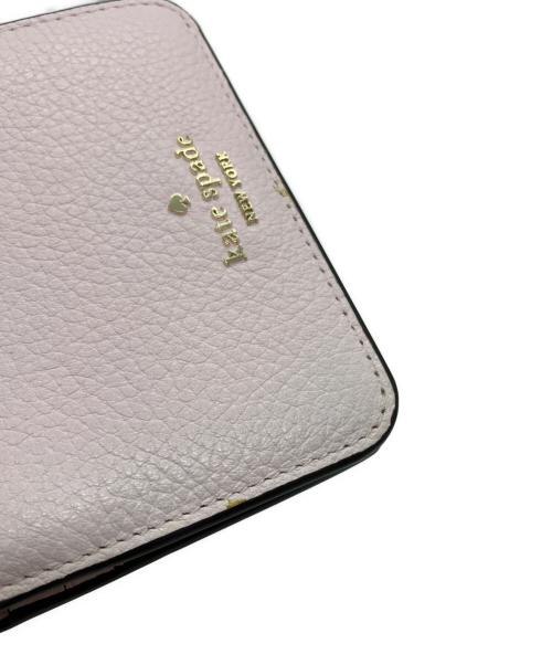 Kate Spade（ケイトスペード）Kate Spade (ケイトスペード) コンパクトウォレット / 2つ折り財布 ピンクの古着・服飾アイテム