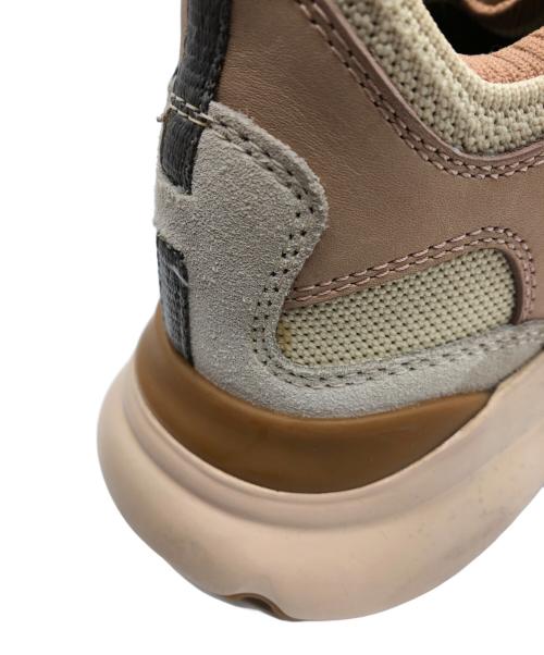 TOD'S（トッズ）TOD'S (トッズ) スニーカー ベージュ サイズ:37の古着・服飾アイテム