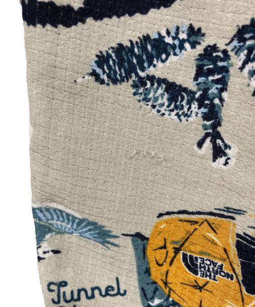 THE NORTH FACE（ザ ノース フェイス）THE NORTH FACE (ザ ノース フェイス) Aloha Vent Short ベージュ サイズ:Mの古着・服飾アイテム