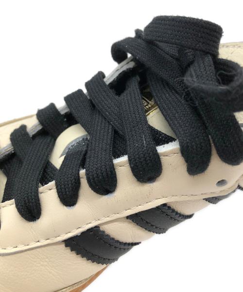 adidas（アディダス）adidas (アディダス) SAMBA ローカットスニーカー ベージュ サイズ:24.5の古着・服飾アイテム