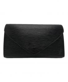 LOUIS VUITTON（ルイ ヴィトン）の古着「クラッチバッグ」｜ブラック