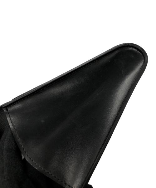 LOUIS VUITTON（ルイ ヴィトン）LOUIS VUITTON (ルイ ヴィトン) クラッチバッグ ブラックの古着・服飾アイテム