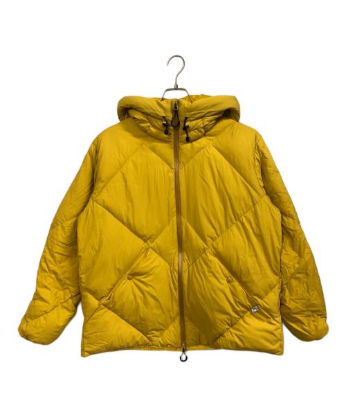 CMF OUTDOOR GARMENT（コンフィーアウトドアガーメント）CMF OUTDOOR GARMENT (コンフィーアウトドアガーメント) ダウンジャケット イエロー サイズ:Mの古着・服飾アイテム