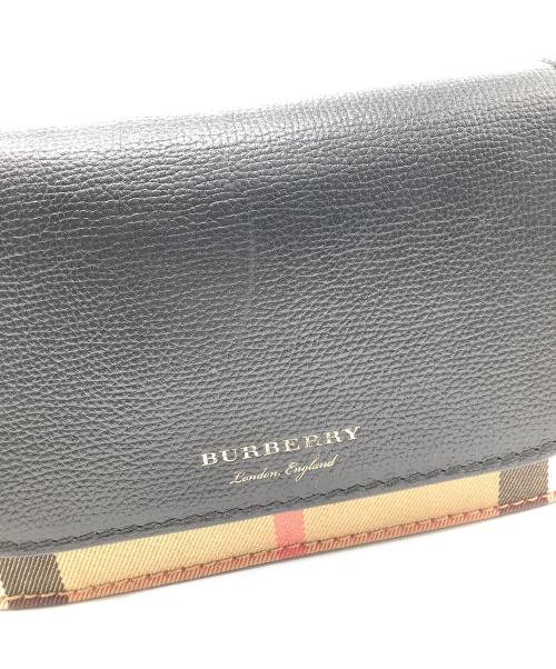 BURBERRY（バーバリー）BURBERRY (バーバリー) ハンプシャーチェーンショルダーバッグ ブラック×ベージュの古着・服飾アイテム