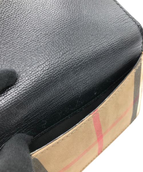 BURBERRY（バーバリー）BURBERRY (バーバリー) ハンプシャーチェーンショルダーバッグ ブラック×ベージュの古着・服飾アイテム