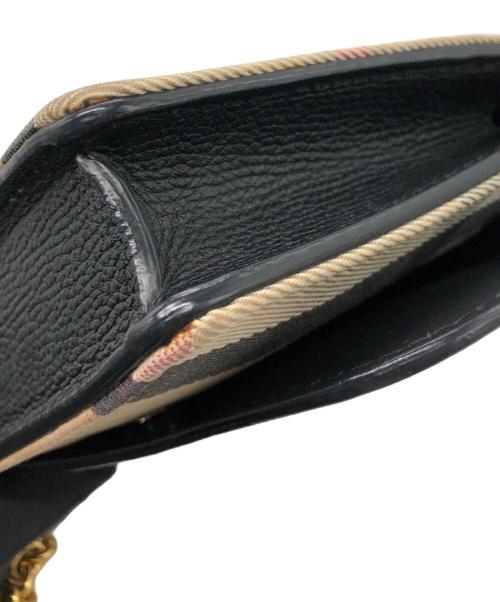 BURBERRY（バーバリー）BURBERRY (バーバリー) ハンプシャーチェーンショルダーバッグ ブラック×ベージュの古着・服飾アイテム